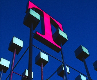 Deutsche Telekom to merge domestic operations