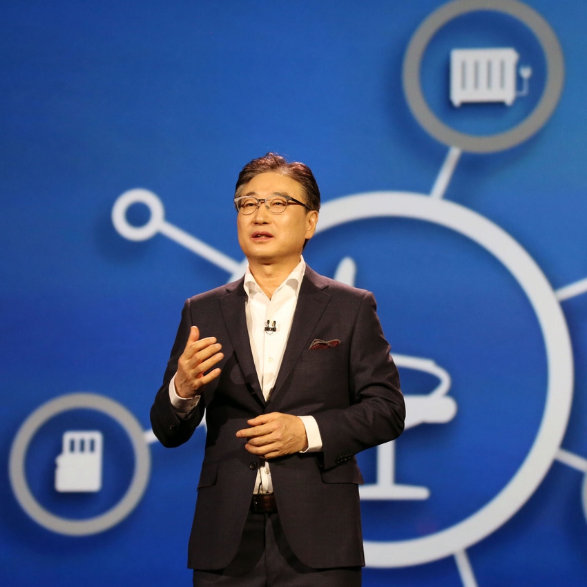 Samsung, Qualcomm, AT&T lead IoT push at CES 2015