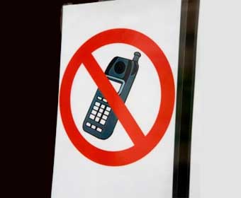 India shuts off millions of black market handsets
