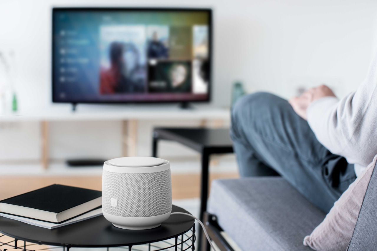 Deutsche Telekom reveals its own take on the smart home speaker