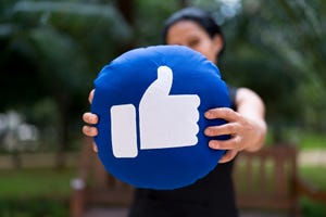 Facebook gets a thumbs-up from privacy officials