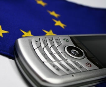 Europe paves way for data roaming caps
