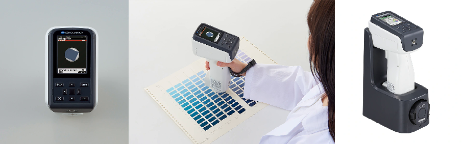 CM-17d sample viewer function and the CM-17d in charging cradle