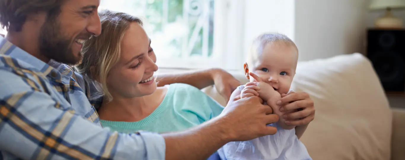 baby with parents