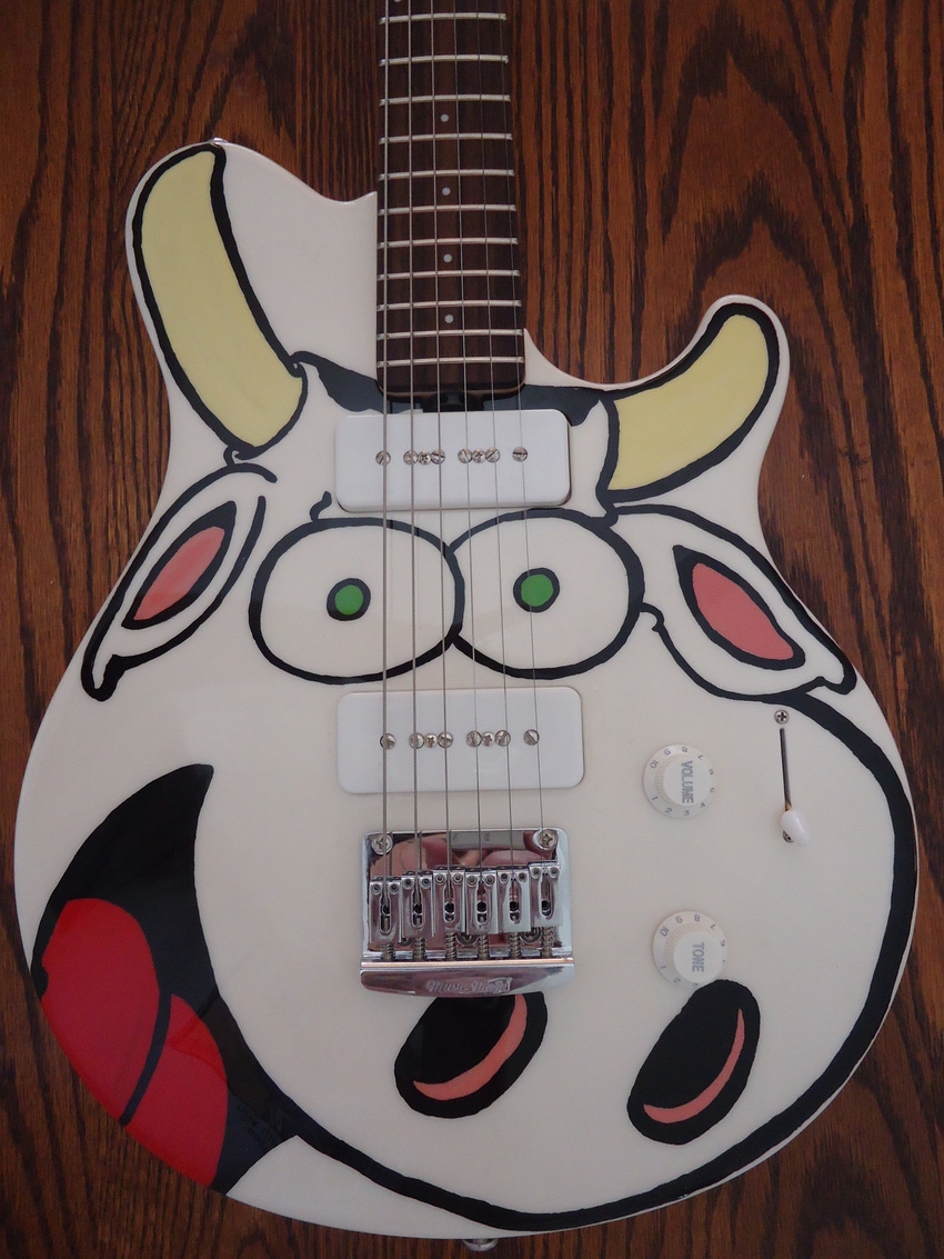 Rubes® Cow-Themed Guitar Now Making “Moosic”