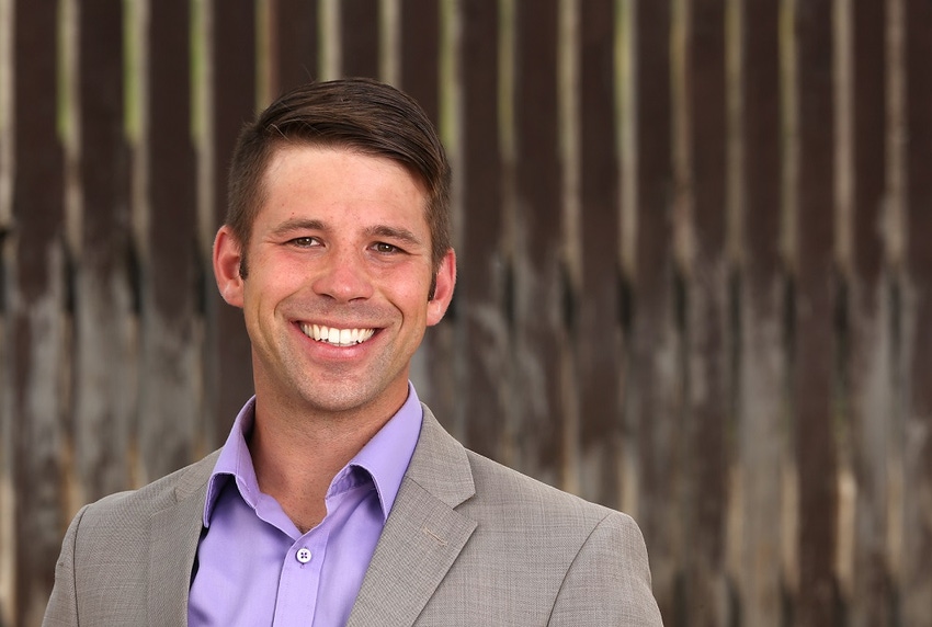 Vlogging expands veterinarian's business Vlogging expands veterinarian's business