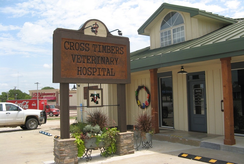 Texas veterinarian builds outreach business model