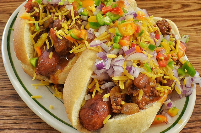 It’s National Chili Day; check out the best way to eat a chili dog