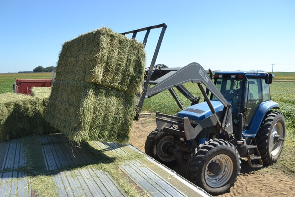 10 tips for avoiding baler & hay fires this summer