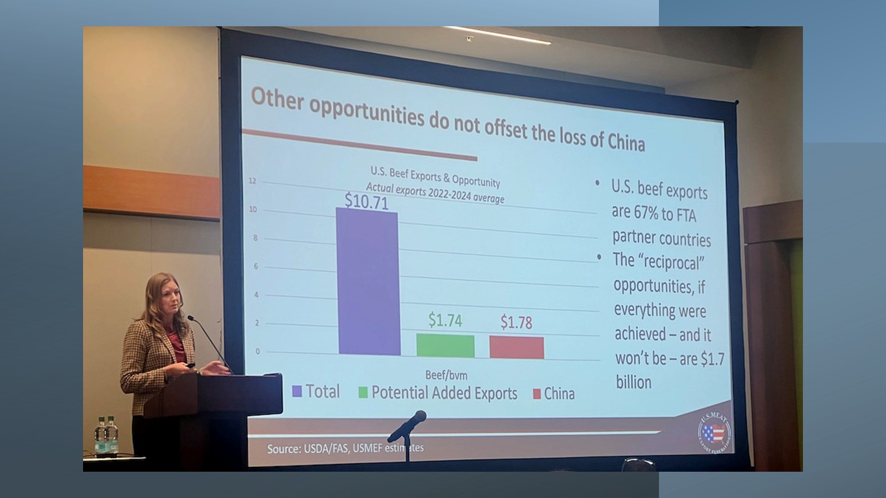 USMEF의 에린 보러가 발표를 합니다.