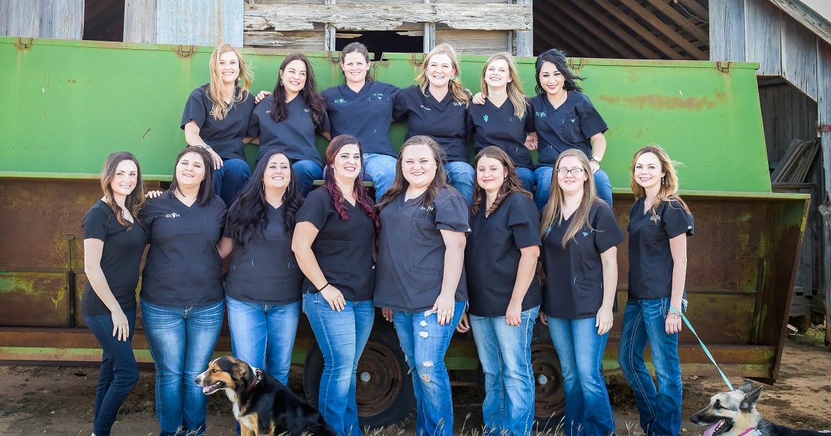 Pink Doctor Ranch The pink vets of Texas rewrite stereotypes