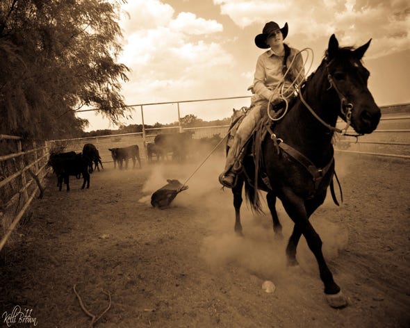 65 Photos That Celebrate Cowgirls & Cattlewomen