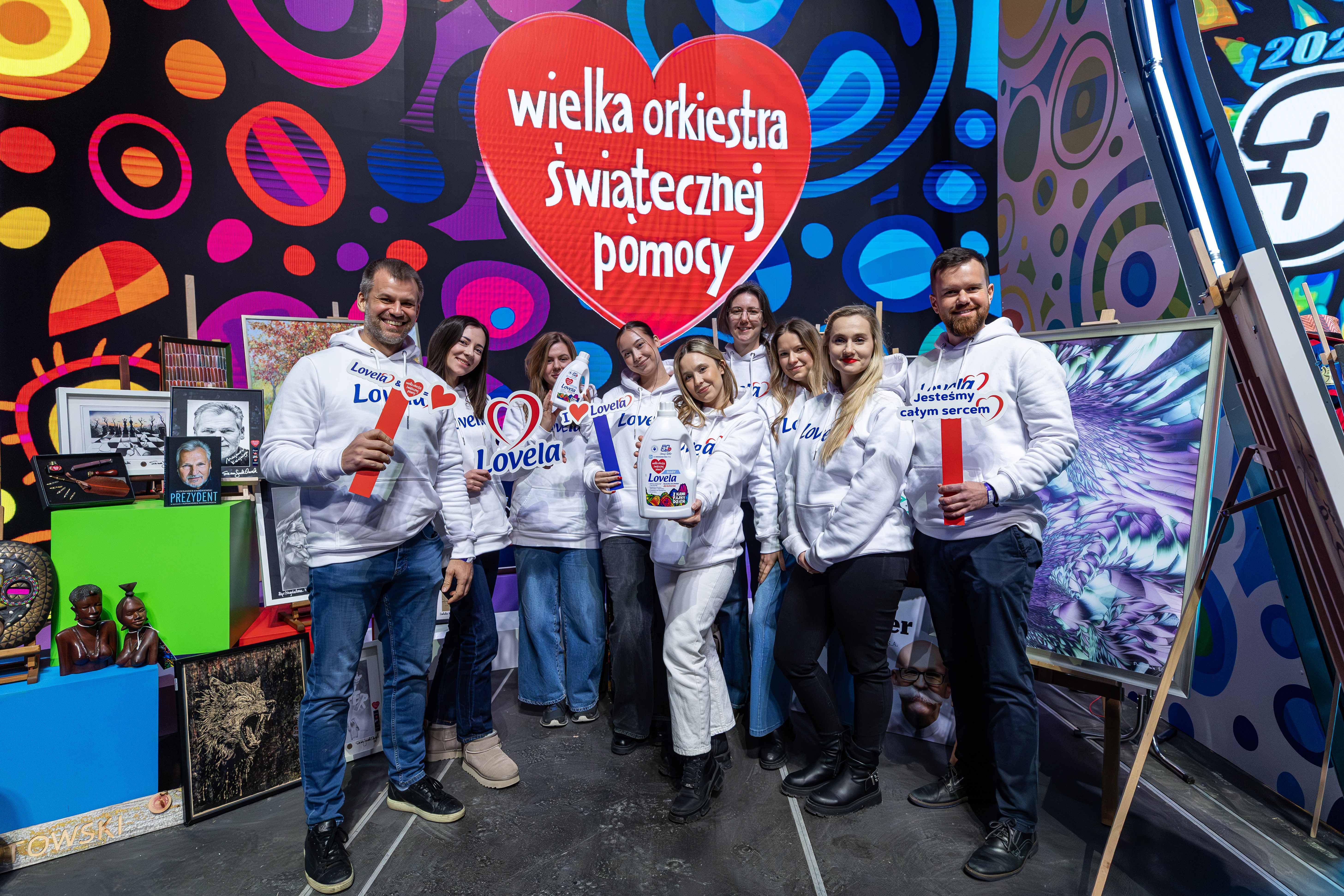 grafika ze zdjęciami osób
