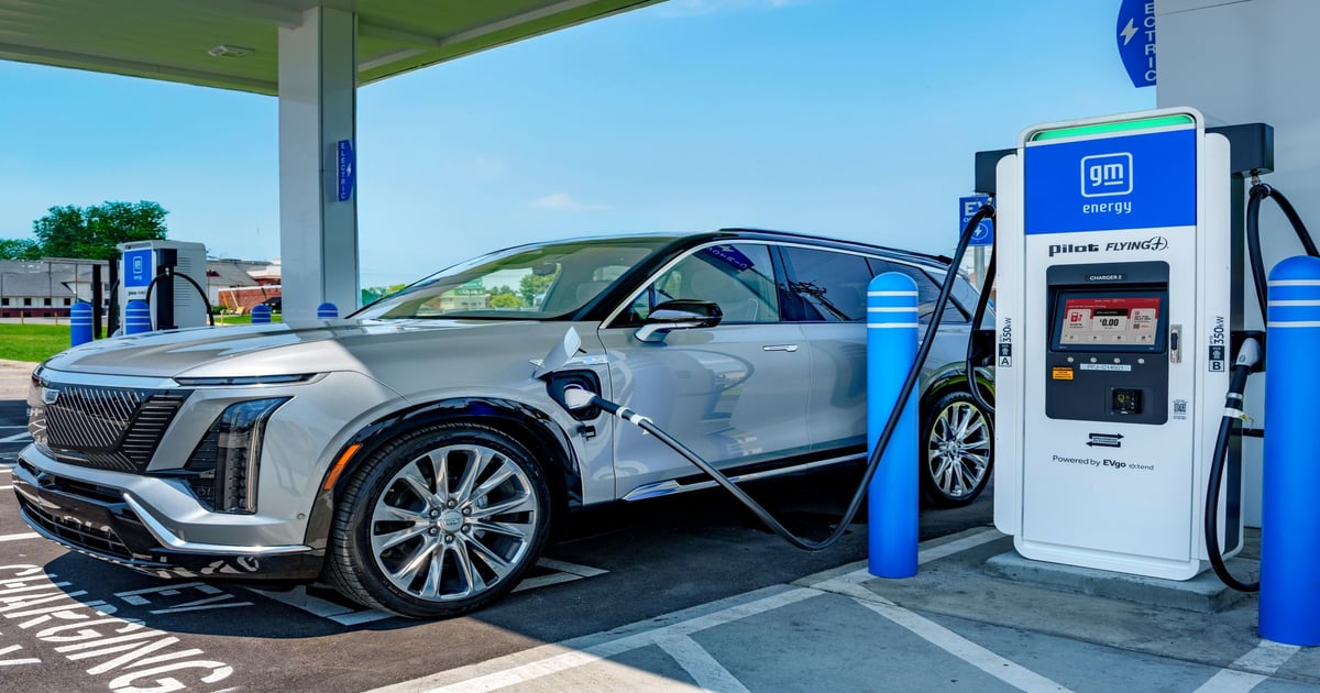 Pilot, General Motors, EVgo reach 300 US fast-charging locations