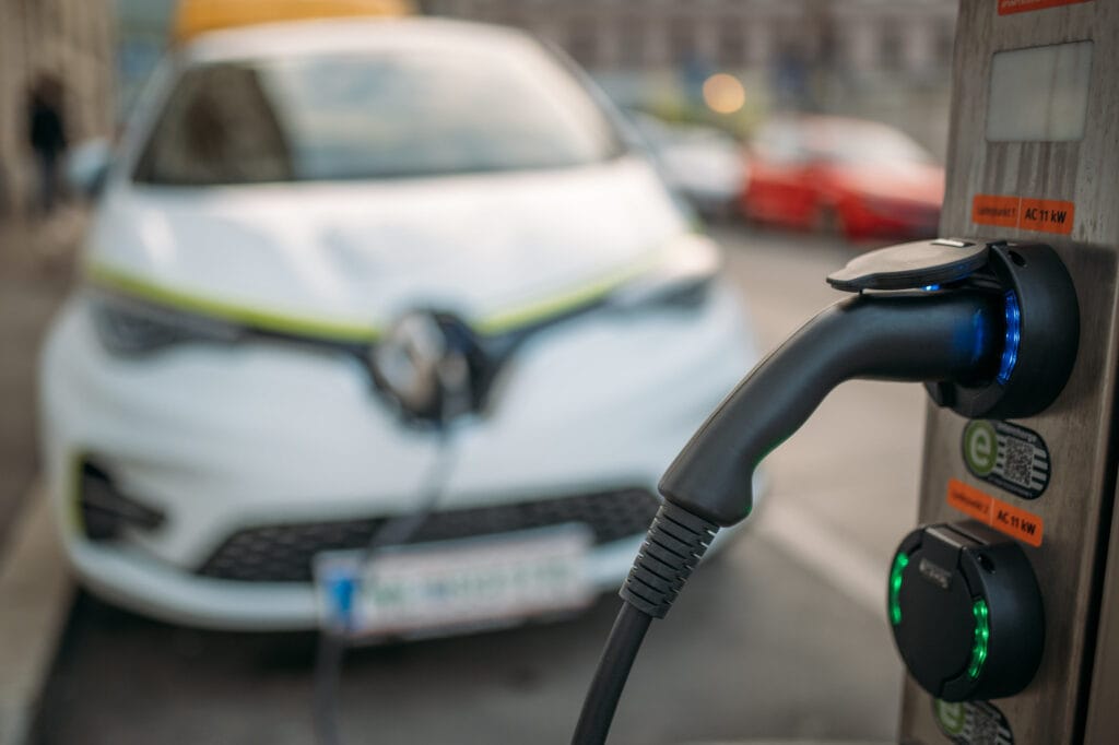 gridX partners with ChargePoint to boost EV charger deployment via ...