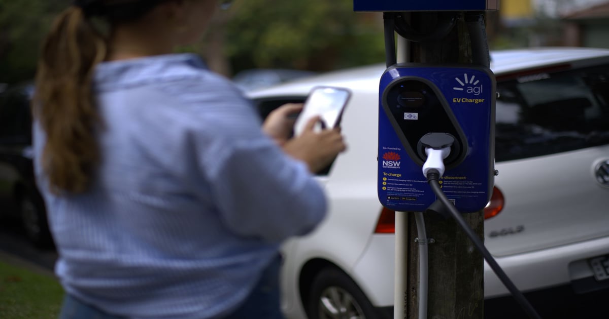AGL, AMPECO deploy 150+ kerbside EV chargers across Australia's Sydney in six-month rollout — Evinfrastructurenews.com