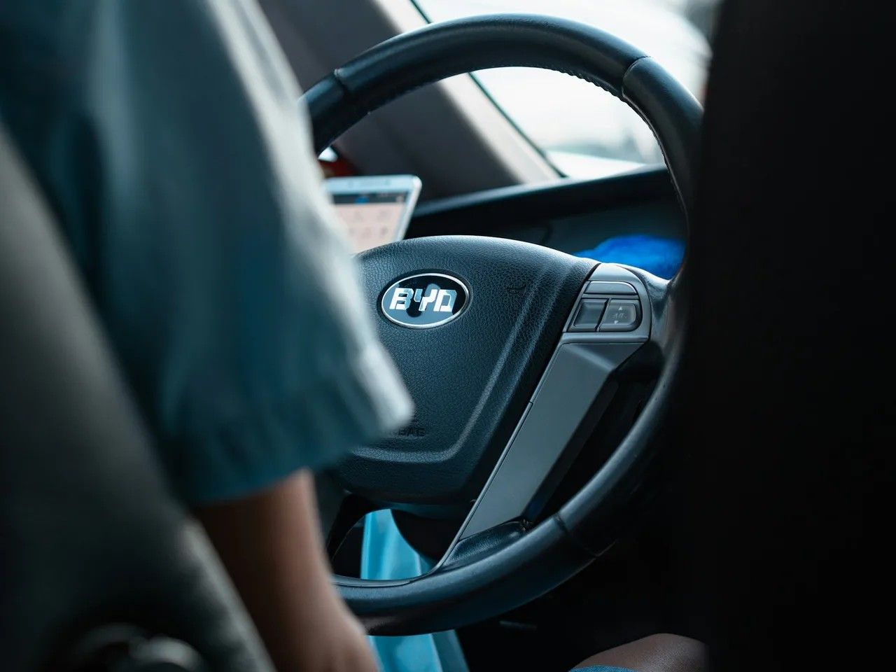 Chinese EV & Auto Accessories Boom in UK Market | Cross-Border Seller Opportunity 2025