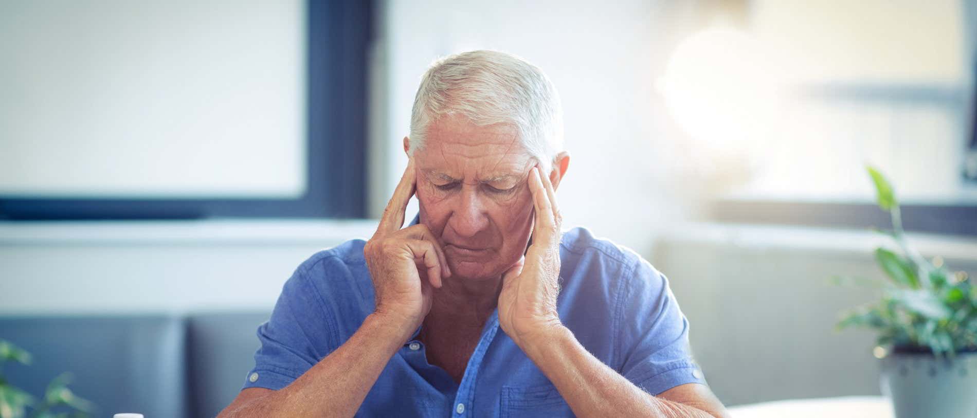 El tratamiento para la macroglobulinemia de Waldeström se indica con enfermedad sintomática
.