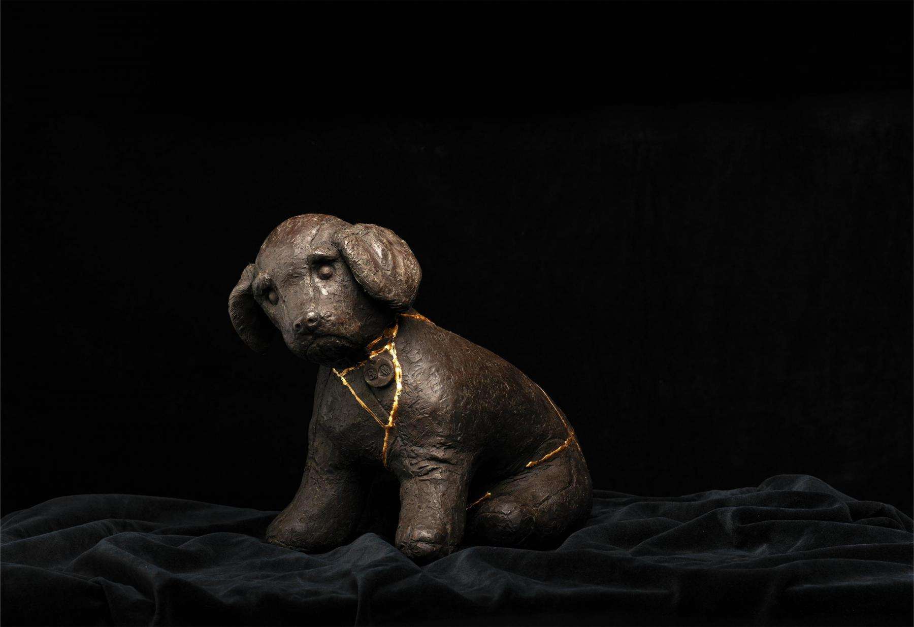 Escultura de perro reparada Kintsugi El arte del Kintsugi y su comparación con la depresión