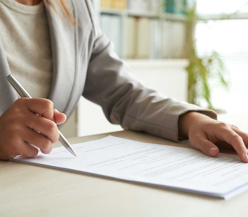 Consentimiento informado de los participantes en ensayos clínicos.