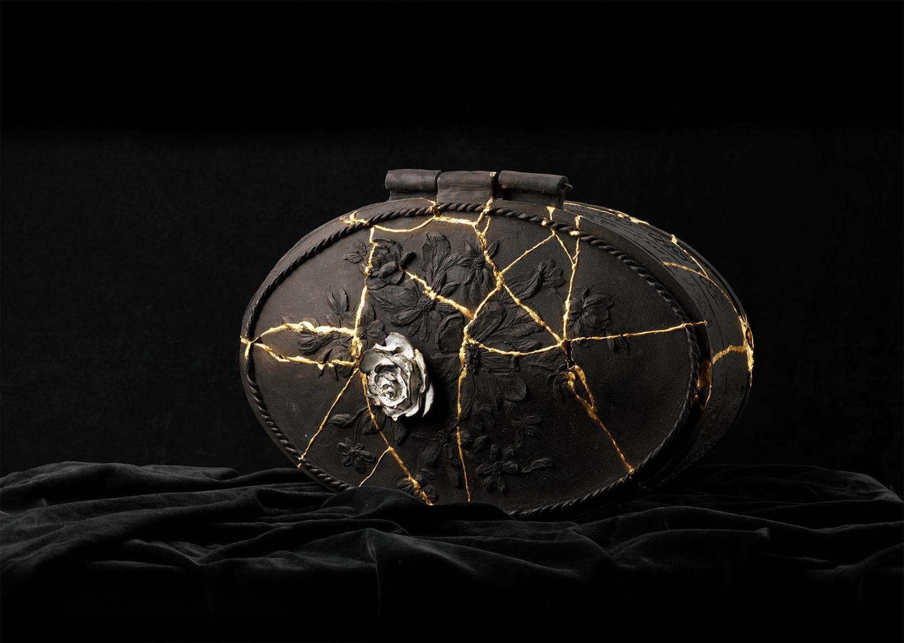 Caja reparada con Kintsugi El arte del Kintsugi y la depresión