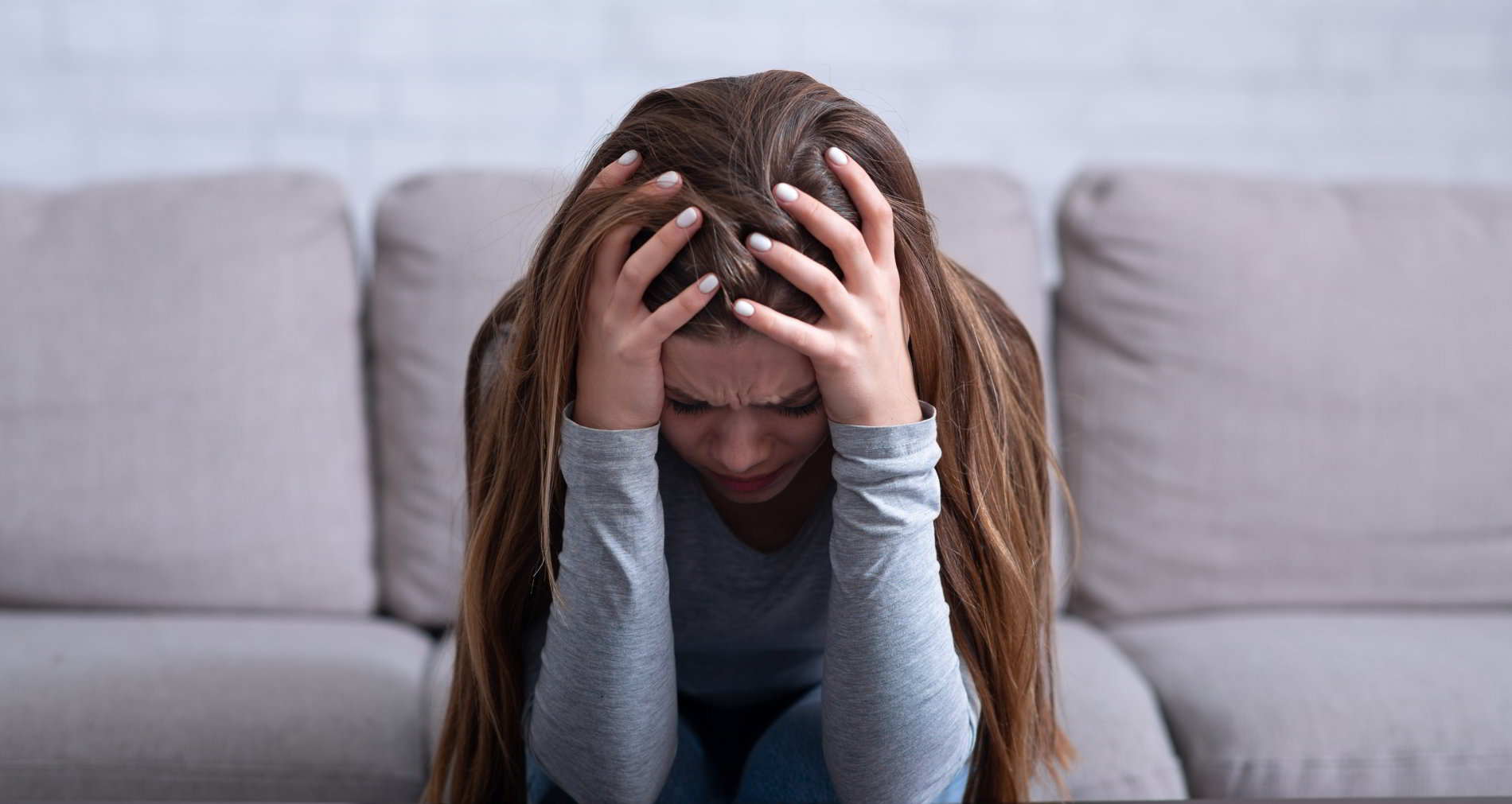 Existe el riesgo de suicidio en algunas personas con esquizofrenia