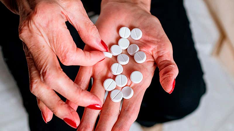 La depresión inducida por medicamentos es uno de los tipos de depresión y cuenta con un 0,26% de prevalencia en adultos