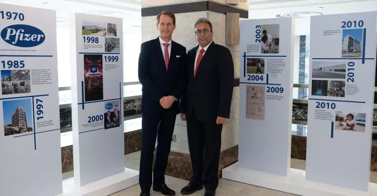 Pfizer.png Pfizer.png