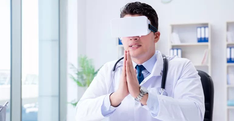 VR used by doctor VR used by doctor