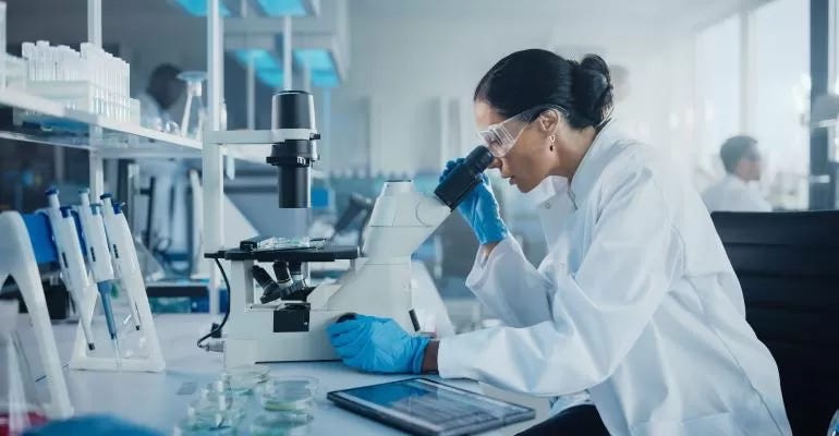 laboratories in uae.jpg laboratories in uae.jpg