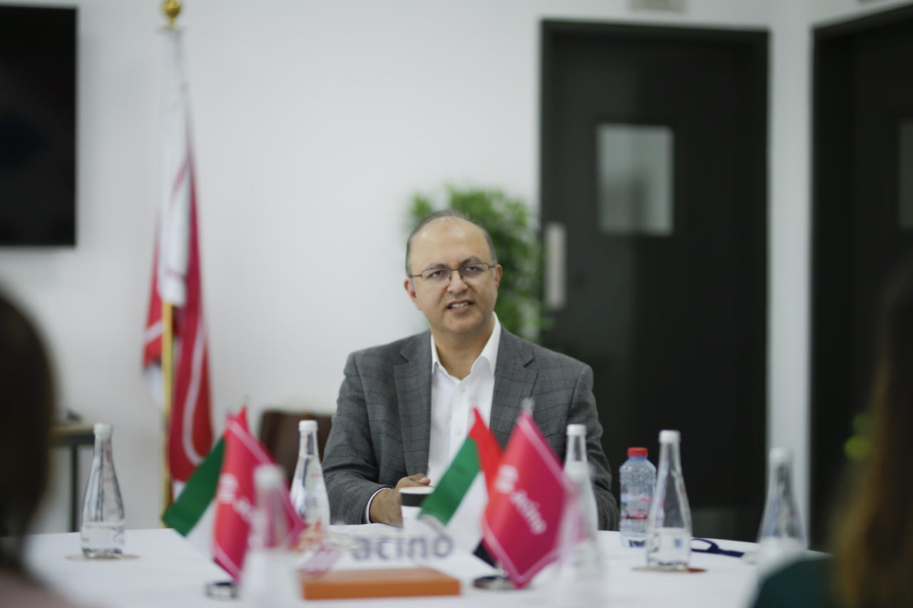 Mansoor_Meenai.jpg Mansoor_Meenai.jpg