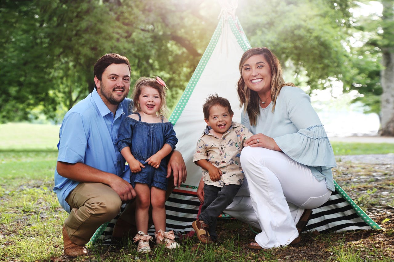 Davenport_family.jpg Davenport_family.jpg