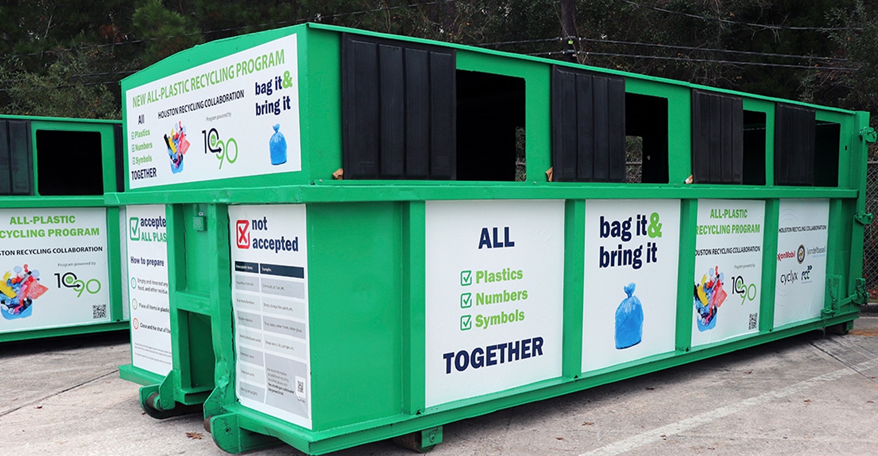 cyclyxfeat.png cyclyxfeat.png