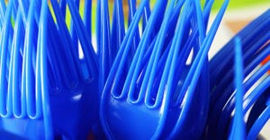 plastic forks 2 MR1540.jpg