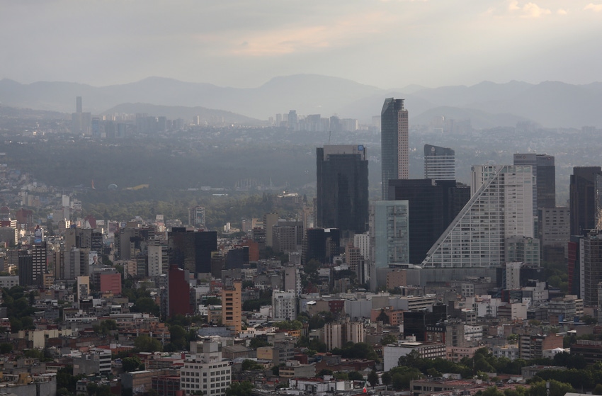 Private Haulers Begin to Proliferate in Mexico City