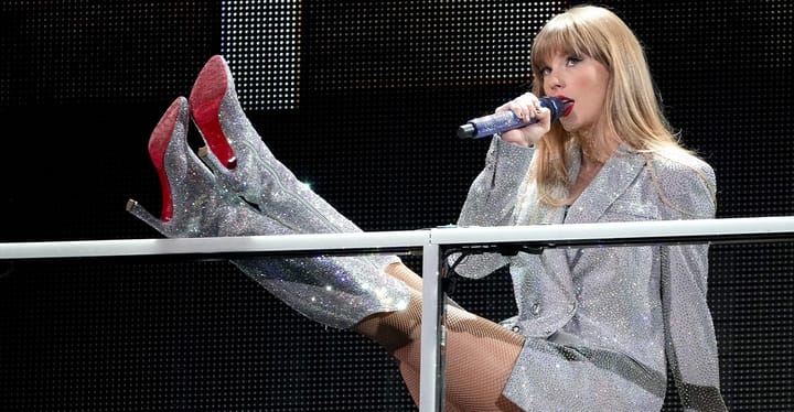 New York Artist Sells Trash from Outside Taylor Swift’s Wedding