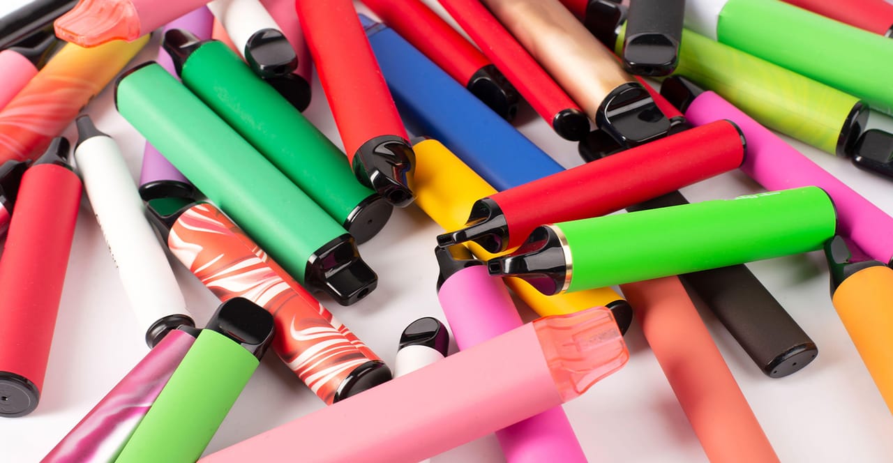 UK Waste Industry Backs Government's Plan to Ban Disposable Vapes UK Waste Industry Backs Government's Plan to Ban Disposable Vapes