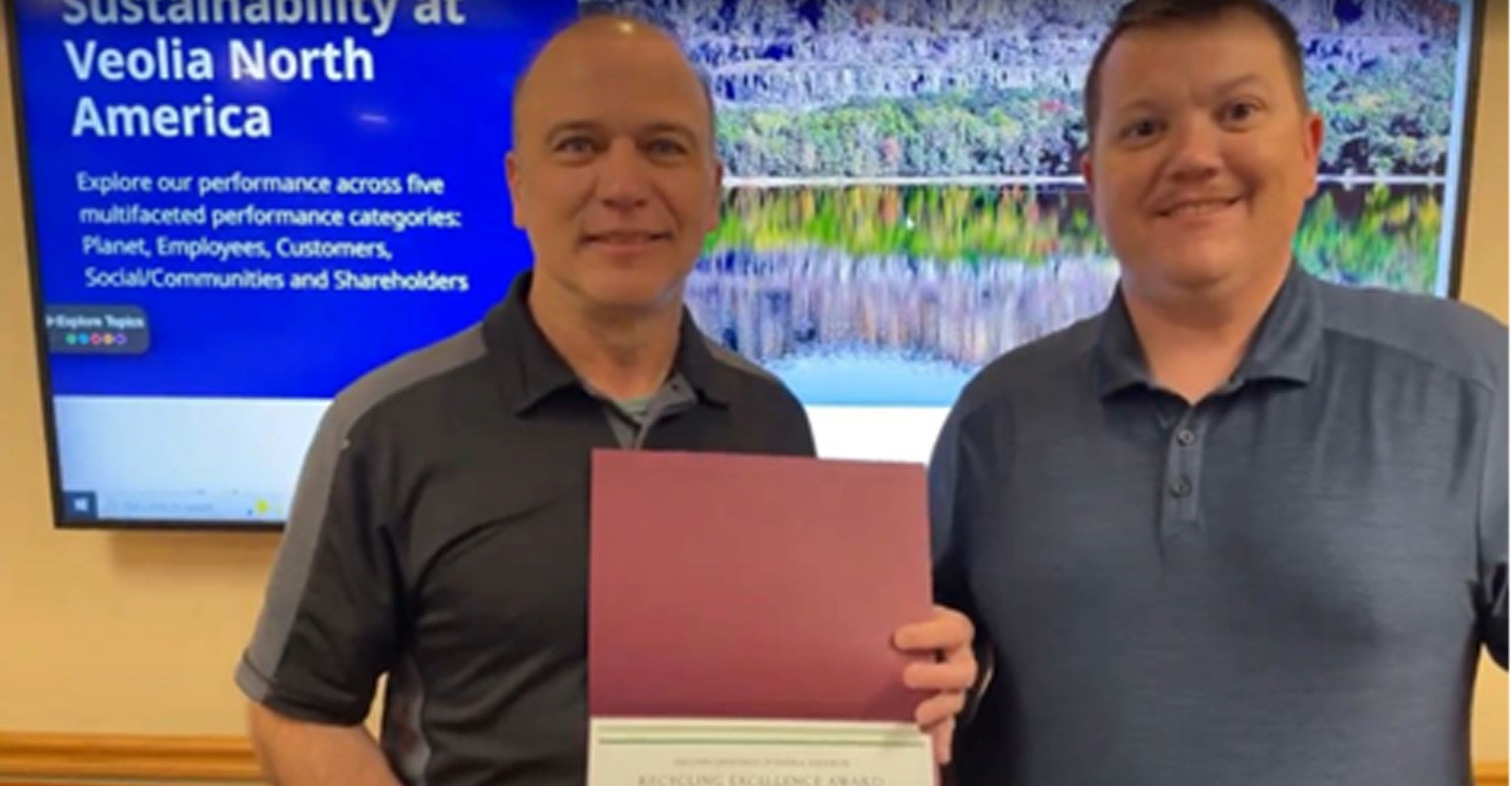 Paul Bittner, Menomonee Falls Facility Manager, with Brent Dierks, Reactives Program Manager for the Central Branch. 