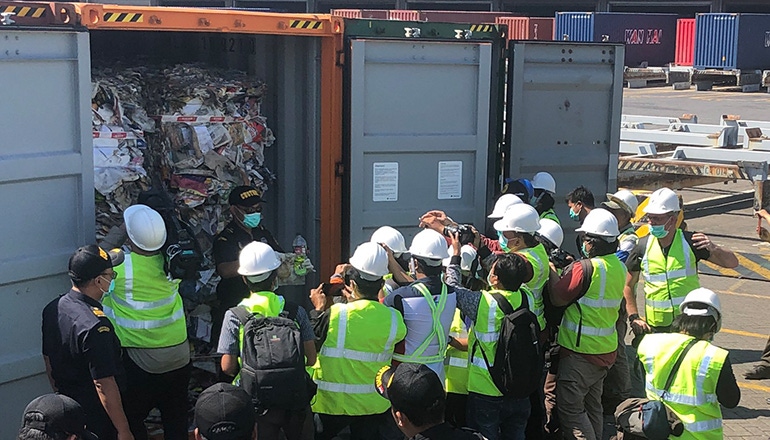 Indonesia to Send Back 547 Containers of Contaminated Materials