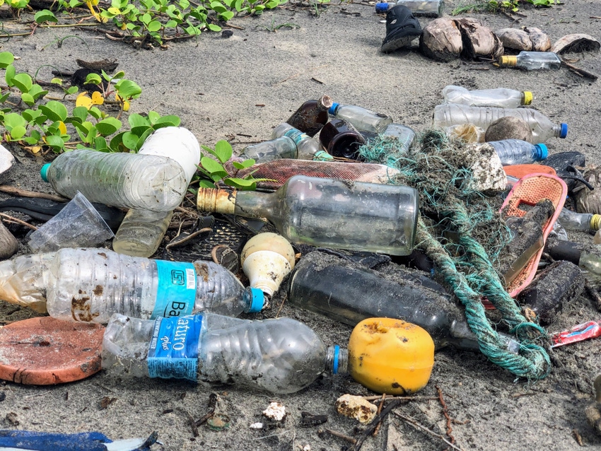 plastic ocean waste