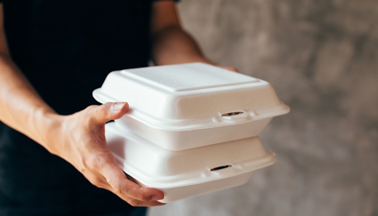 Chicago Considers Foam Packaging Ban for Restaurants