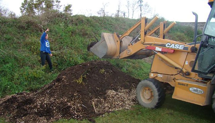 Mortality Composting Provides Disposal Solution for Animal Carcasses