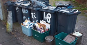 trash bins MR1540.jpg