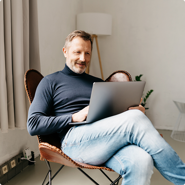 raisin_zins-Portfolio-men-chair.png
