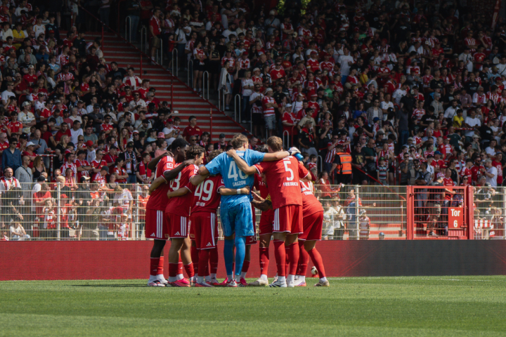 raisin_de_union_berlin_teamspirit1_360x240_x2_cards_USP_03.png