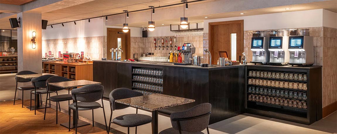 drinks-bar-in-my-lounge.jpg