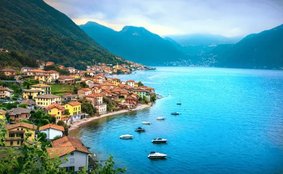 The Lake Como District