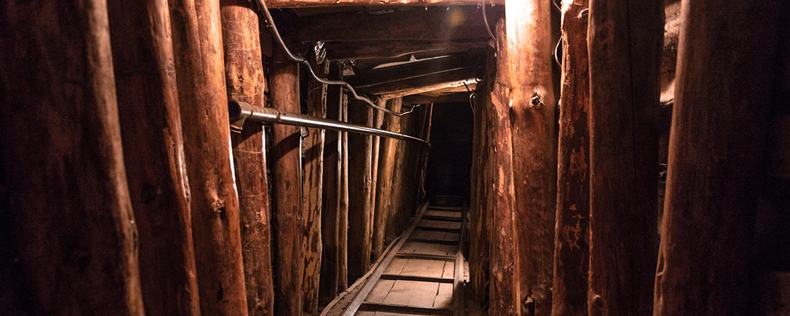 Tunnel_of_Hope_Sarajevo.webp