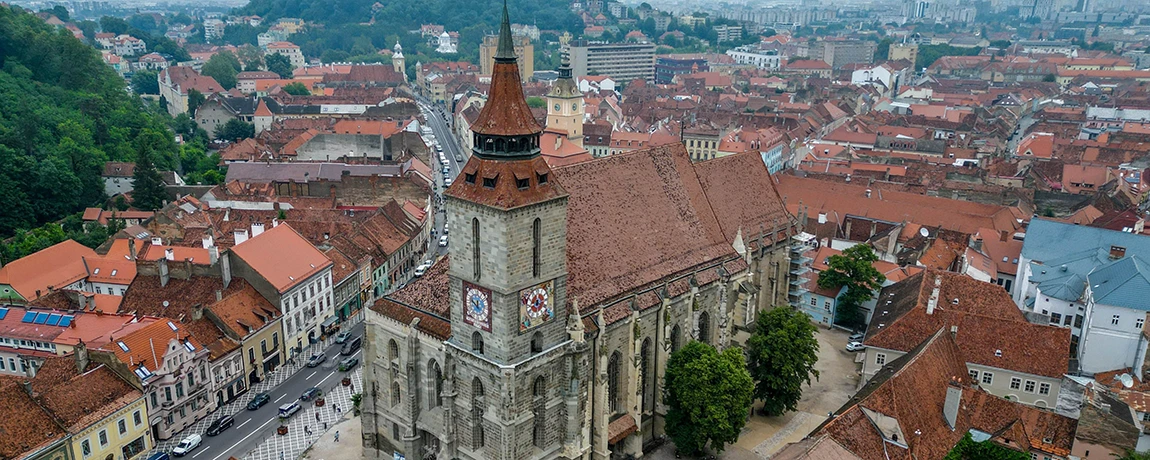 Aerial-view-of-the-stunning-Black-Church-in-Brasov-Romania