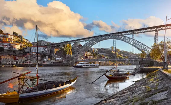 Dom Luís I Bridge - Porto, Portugal